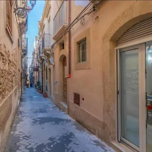 https://la-casa-dei-96100.sicilyhotelsitaly.net